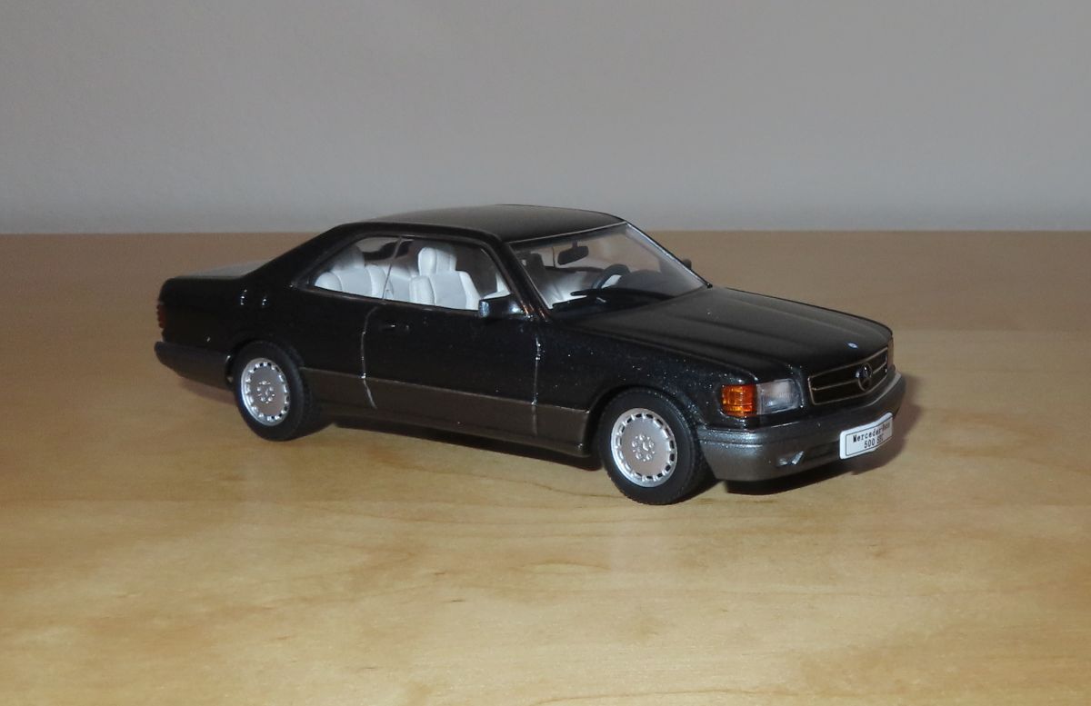  198691 MercedesBenz 500 SEC 